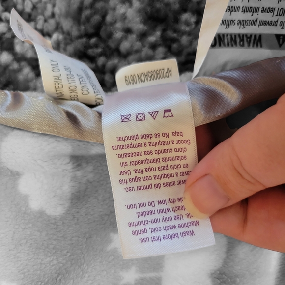 Parents Choice Large Gray Elephant Baby Lovey Clouds Security Blanket Satin Edge - Picture 5 of 6